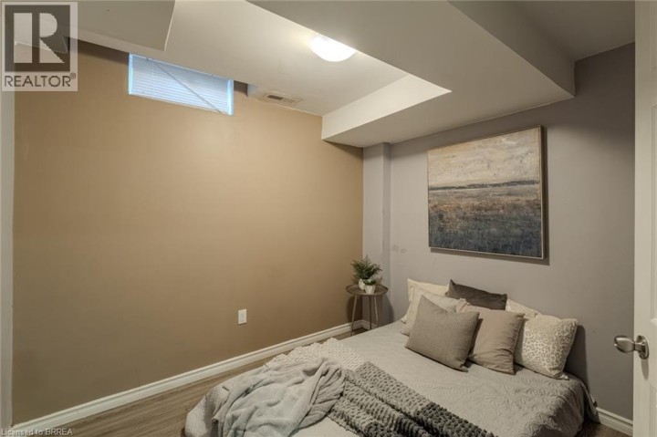 Photo 33 at 190 Osborn Avenue, Brantford