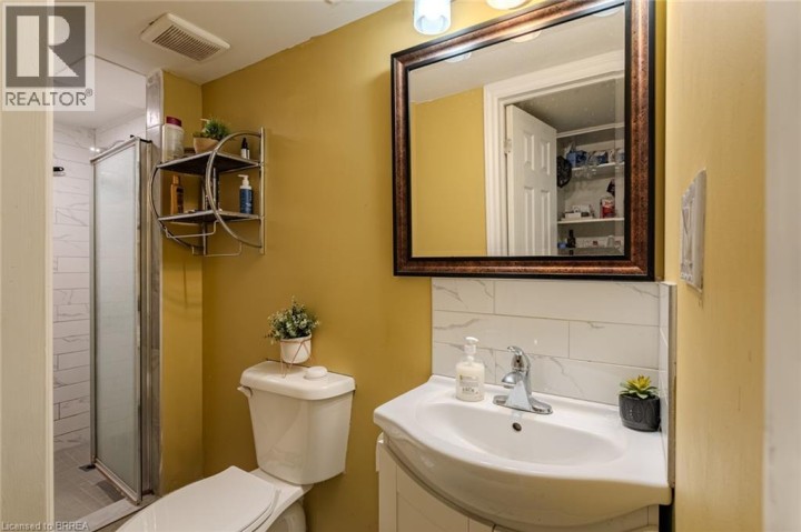 Photo 37 at 190 Osborn Avenue, Brantford