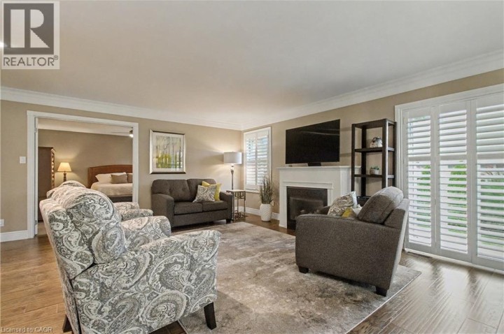 Photo 19 at 71 BEASLEY Crescent 16, Cambridge