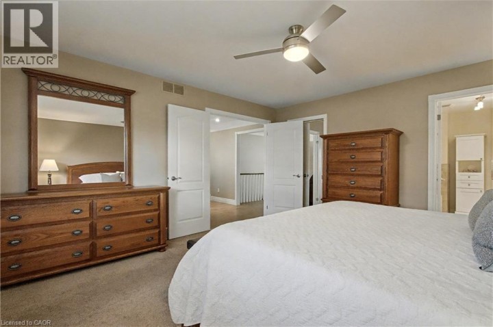 Photo 22 at 71 BEASLEY Crescent 16, Cambridge