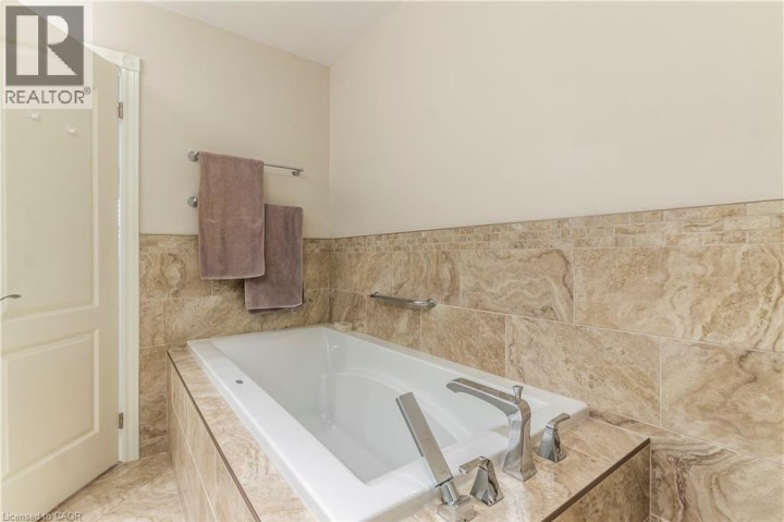 Photo 24 at 71 BEASLEY Crescent 16, Cambridge