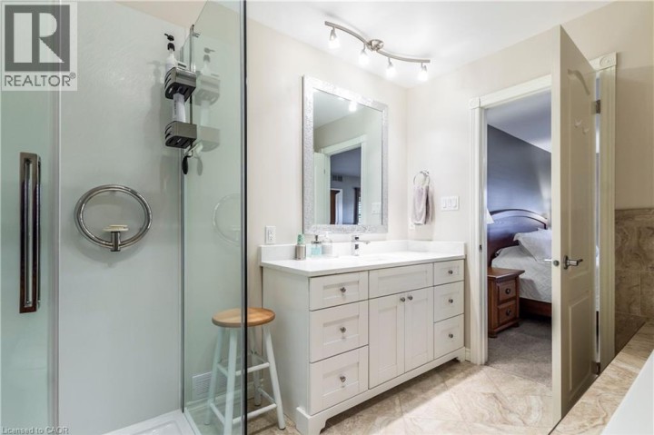 Photo 25 at 71 BEASLEY Crescent 16, Cambridge