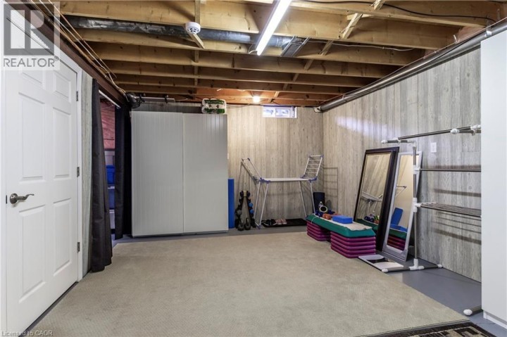 Photo 33 at 71 BEASLEY Crescent 16, Cambridge