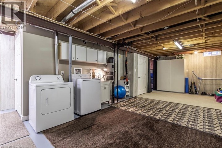 Photo 35 at 71 BEASLEY Crescent 16, Cambridge