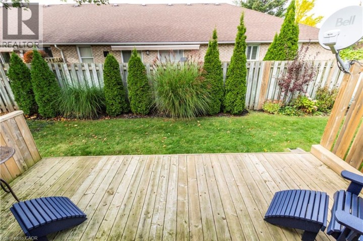 Photo 36 at 71 BEASLEY Crescent 16, Cambridge