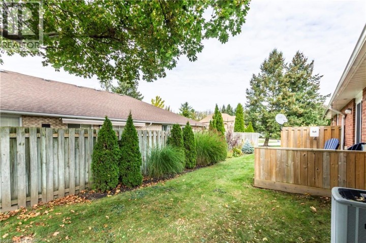 Photo 39 at 71 BEASLEY Crescent 16, Cambridge