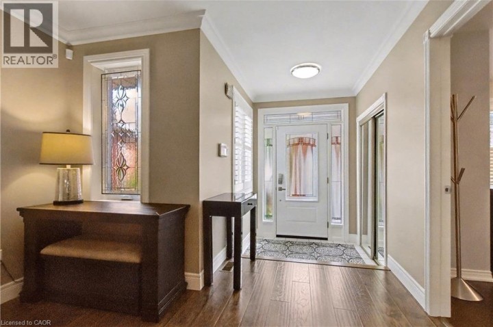 Photo 6 at 71 BEASLEY Crescent 16, Cambridge