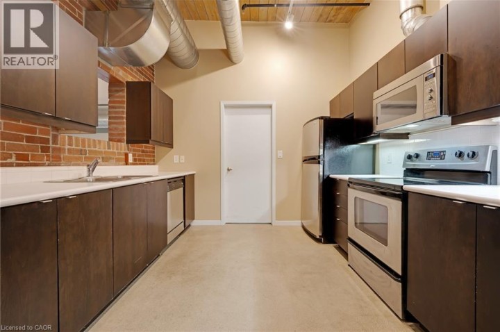 Photo 10 at 85 SPRUCE Street 206, Cambridge