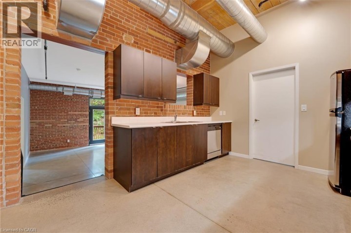 Photo 11 at 85 SPRUCE Street 206, Cambridge