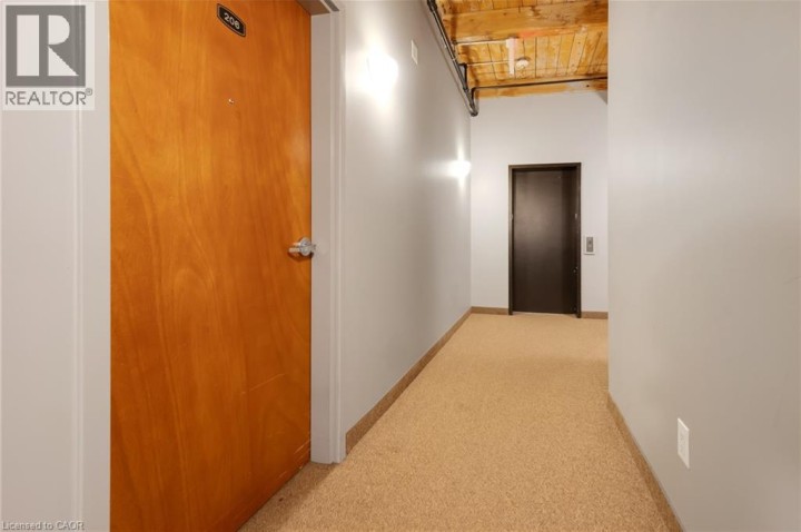 Photo 6 at 85 SPRUCE Street 206, Cambridge