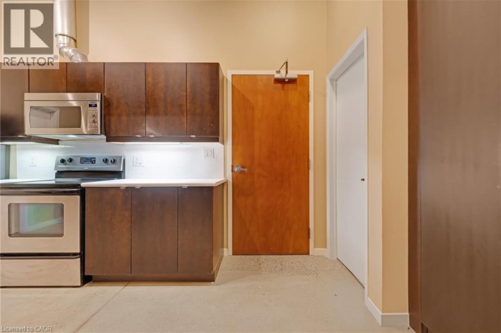 Photo 7 at 85 SPRUCE Street 206, Cambridge