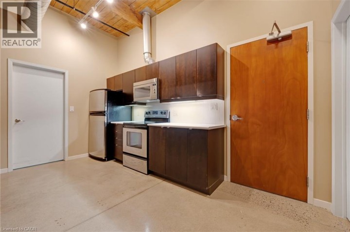 Photo 8 at 85 SPRUCE Street 206, Cambridge