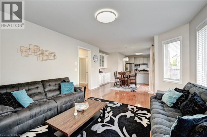 Photo 15 at 32 Weir Street, Cambridge