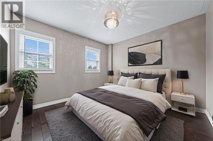 Photo 32 at 163 Glenvalley Drive, Cambridge