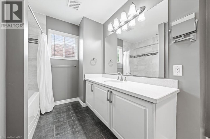 Photo 34 at 163 Glenvalley Drive, Cambridge