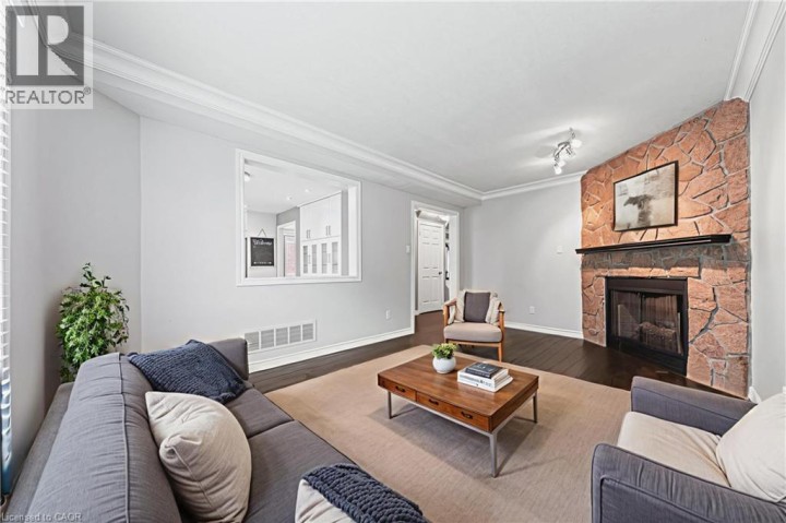 Photo 17 at 163 Glenvalley Drive, Cambridge