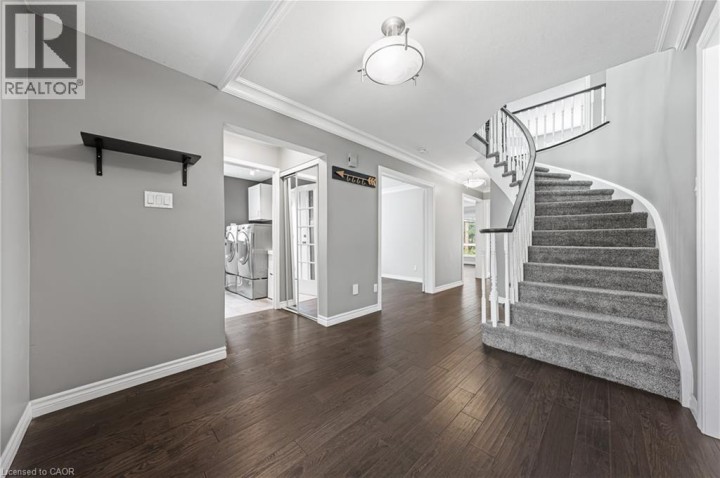 Photo 5 at 163 Glenvalley Drive, Cambridge