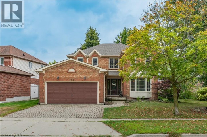 Photo 2 at 163 Glenvalley Drive, Cambridge