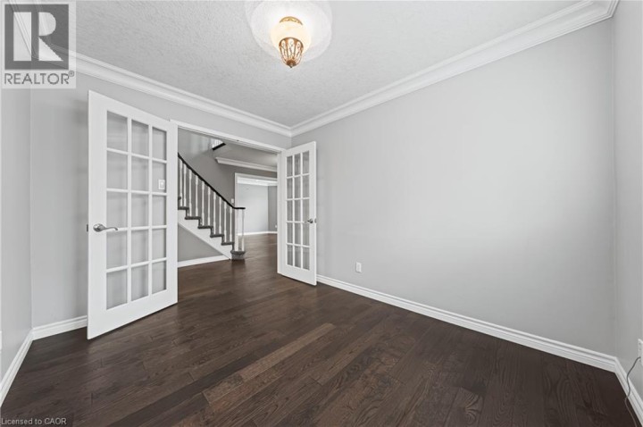 Photo 19 at 163 Glenvalley Drive, Cambridge