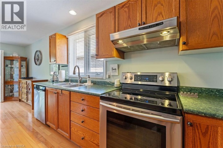 Photo 11 at 44 Macpherson Drive, Innerkip, Woodstock Photo 11 at 44 Macpherson Drive, Innerkip, Woodstock