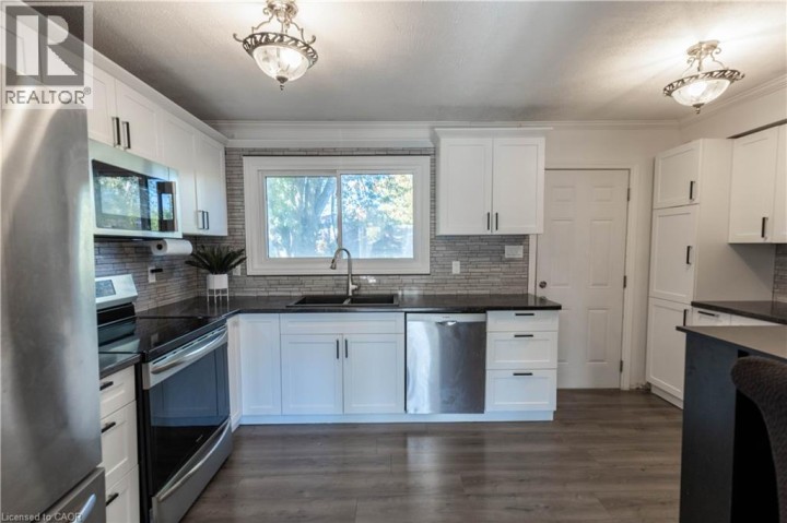 Photo 10 at 509 Dunbar Road, Cambridge