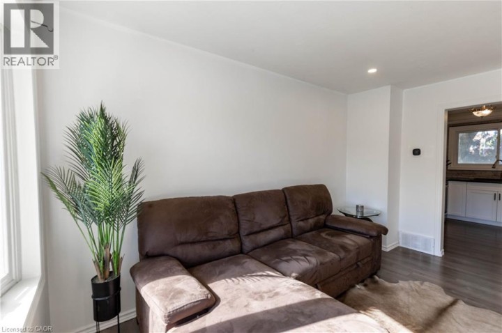 Photo 4 at 509 Dunbar Road, Cambridge