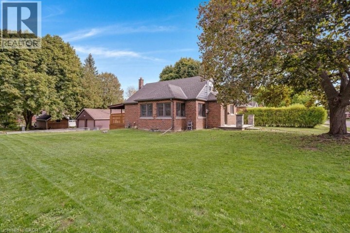 Photo 4 at 43 Dudhope Avenue, Cambridge