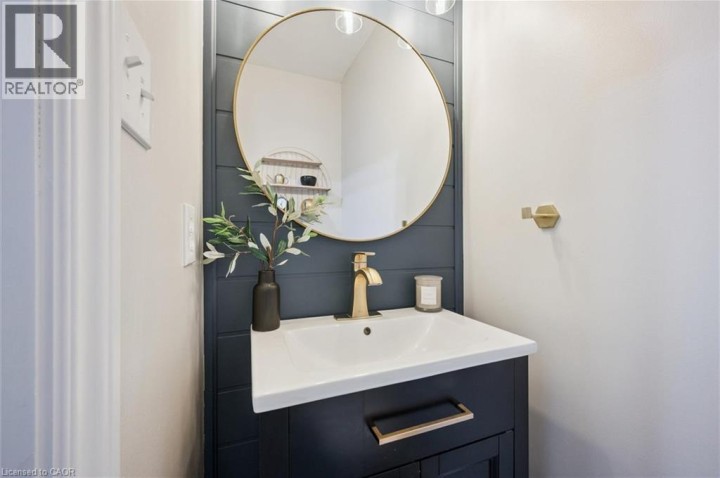 Photo 18 at 63 Linndale Road, Cambridge