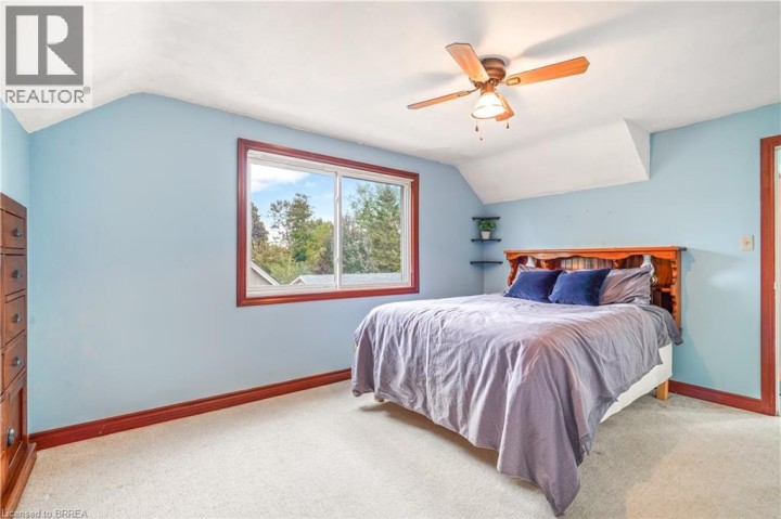 Photo 25 at 22 Wayne Drive, Brantford