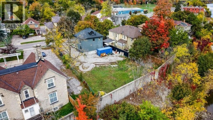 Photo 6 at 67 GRAND Avenue N 2, Cambridge