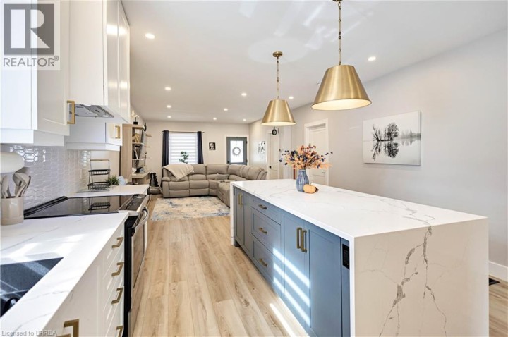 Photo 13 at 197 Grand Street, Brantford