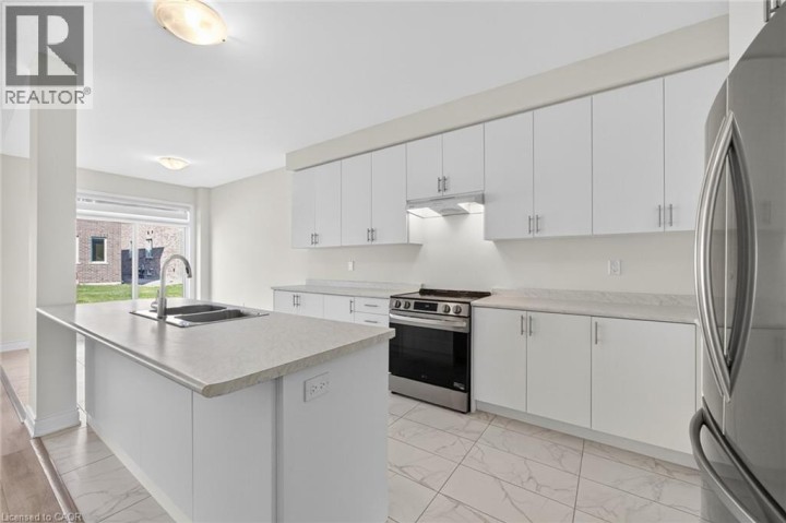 Photo 18 at 47 Bloomfield Crescent, Cambridge