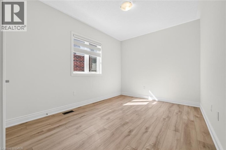 Photo 31 at 47 Bloomfield Crescent, Cambridge