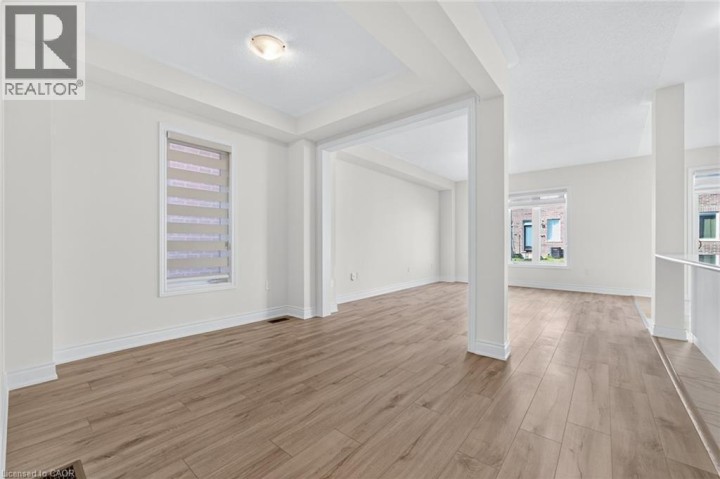 Photo 9 at 47 Bloomfield Crescent, Cambridge