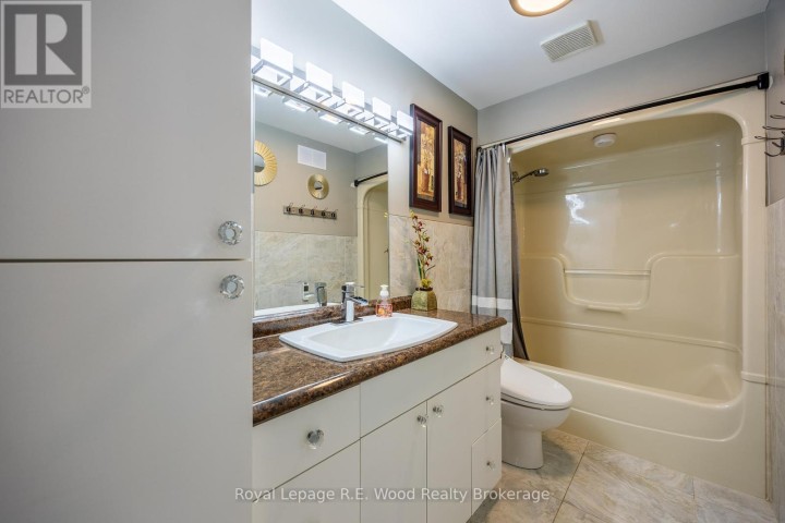 Photo 20 at 21 Thomas Avenue, Tillsonburg Photo 20 at 21 Thomas Avenue, Tillsonburg