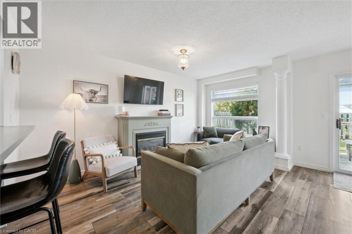 Photo 7 at 76 Elma Place, Cambridge