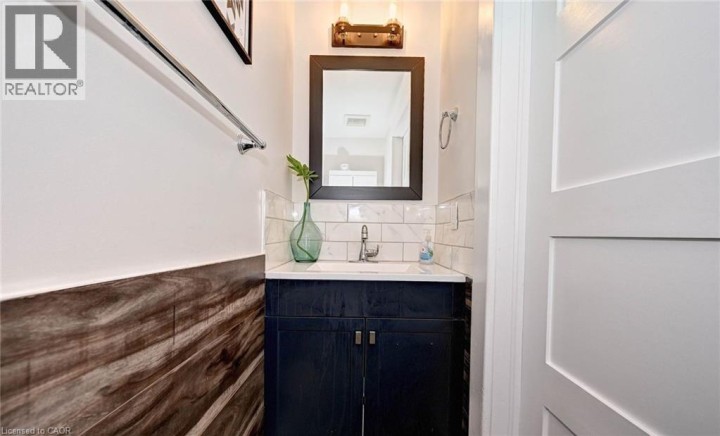 Photo 9 at 831 Hamilton Street, Cambridge