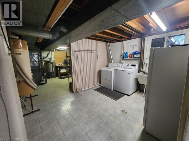 Photo 35 at 130 Balmoral Drive, Brantford