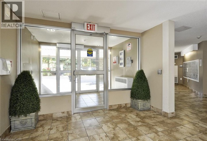 Photo 4 at 8 HARRIS Street 302, Cambridge