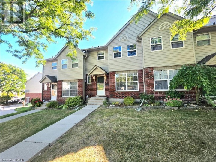 Photo 2 at 26 POPLAR Drive 5, Cambridge