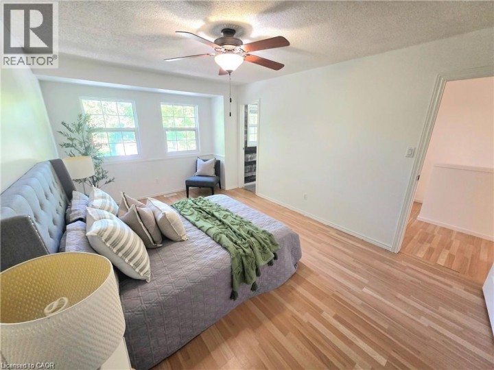 Photo 15 at 26 POPLAR Drive 5, Cambridge