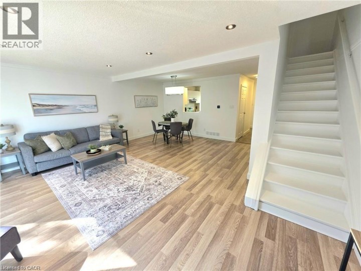 Photo 10 at 26 POPLAR Drive 5, Cambridge