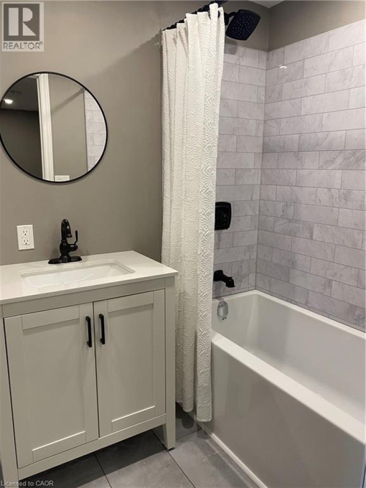 Photo 3 at 34 - 187 Grulke Street, Stanley Park / Centreville, Kitchener