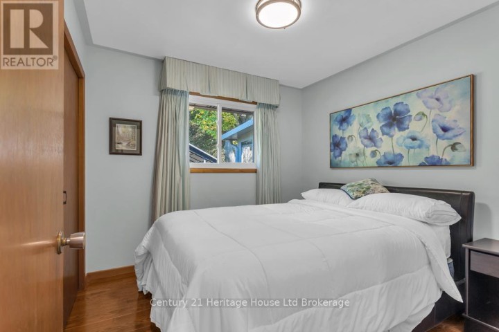 Photo 10 at 12 Camdon Court, Tillsonburg Photo 10 at 12 Camdon Court, Tillsonburg