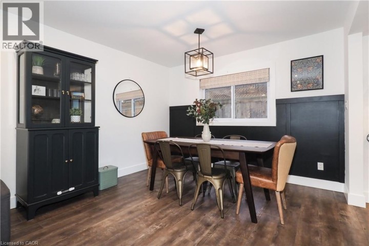 Photo 10 at 143 Angela Crescent, Cambridge