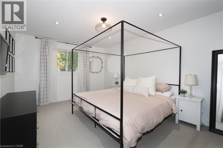 Photo 17 at 143 Angela Crescent, Cambridge