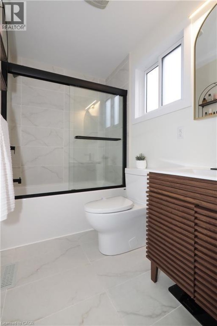 Photo 24 at 143 Angela Crescent, Cambridge