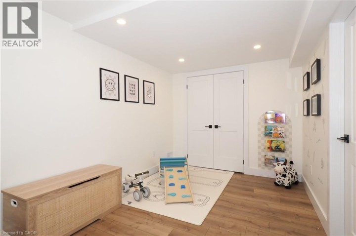 Photo 29 at 143 Angela Crescent, Cambridge