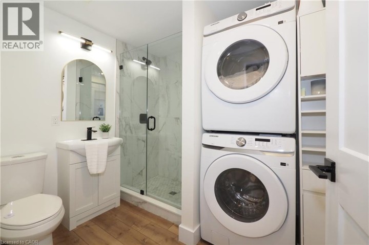 Photo 30 at 143 Angela Crescent, Cambridge