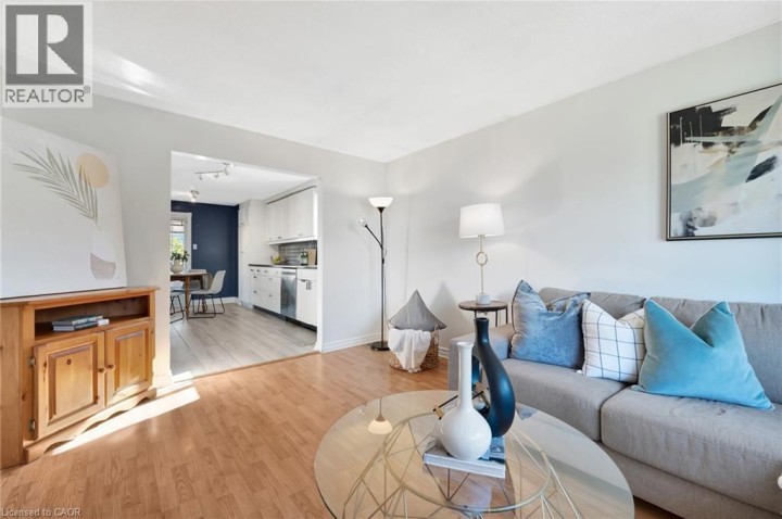 Photo 11 at 139 Ironstone Drive, Cambridge